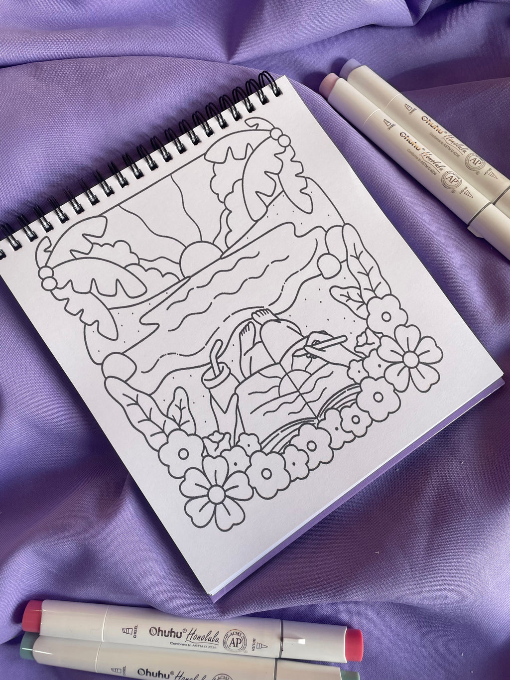 🛵 MOMENTS OF HER – Coloring Book 🐶🐱