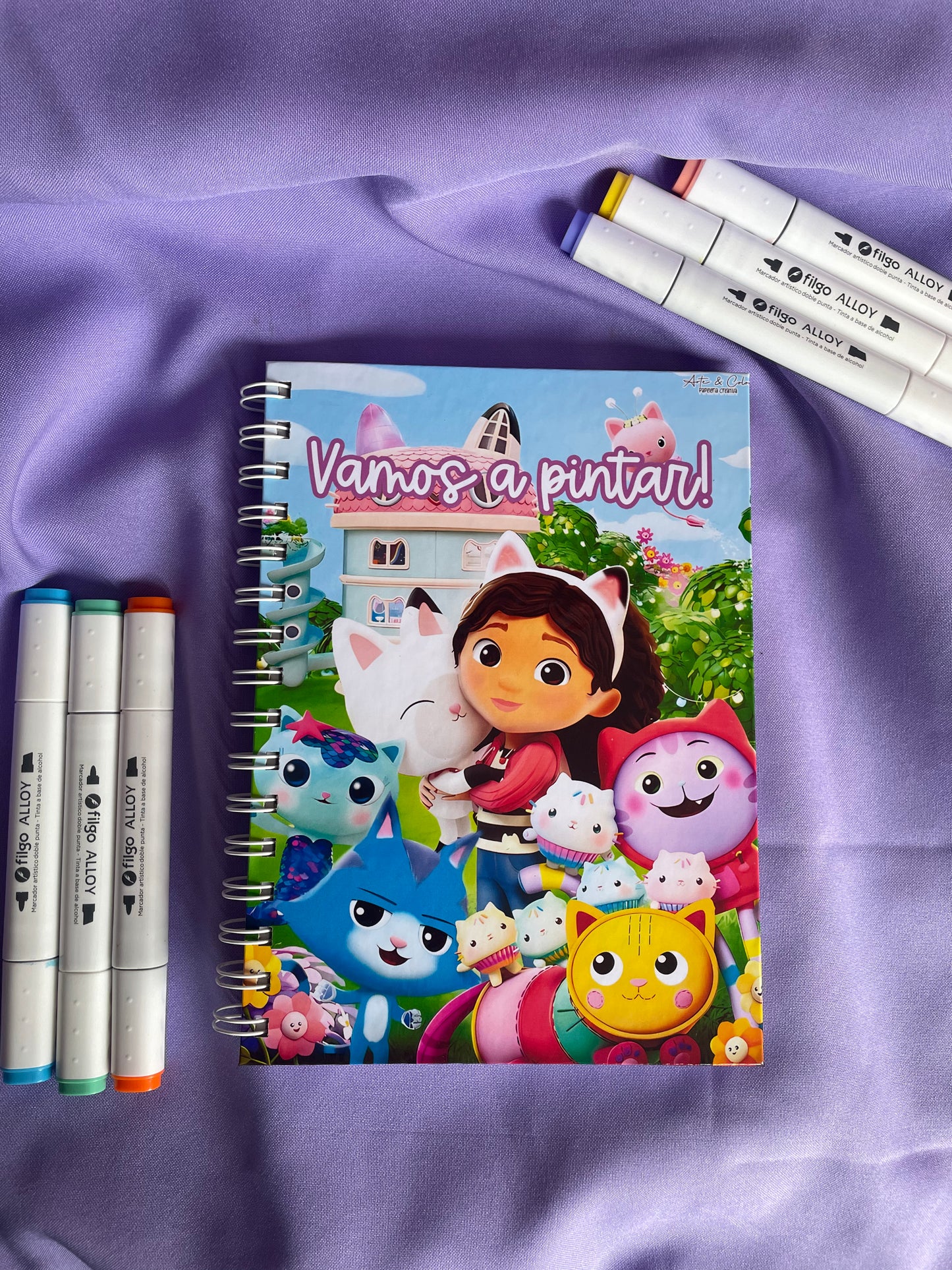 🎨✨ ¡Vamos a pintar con Gaby y su Casa de Muñecas! ✨🎨