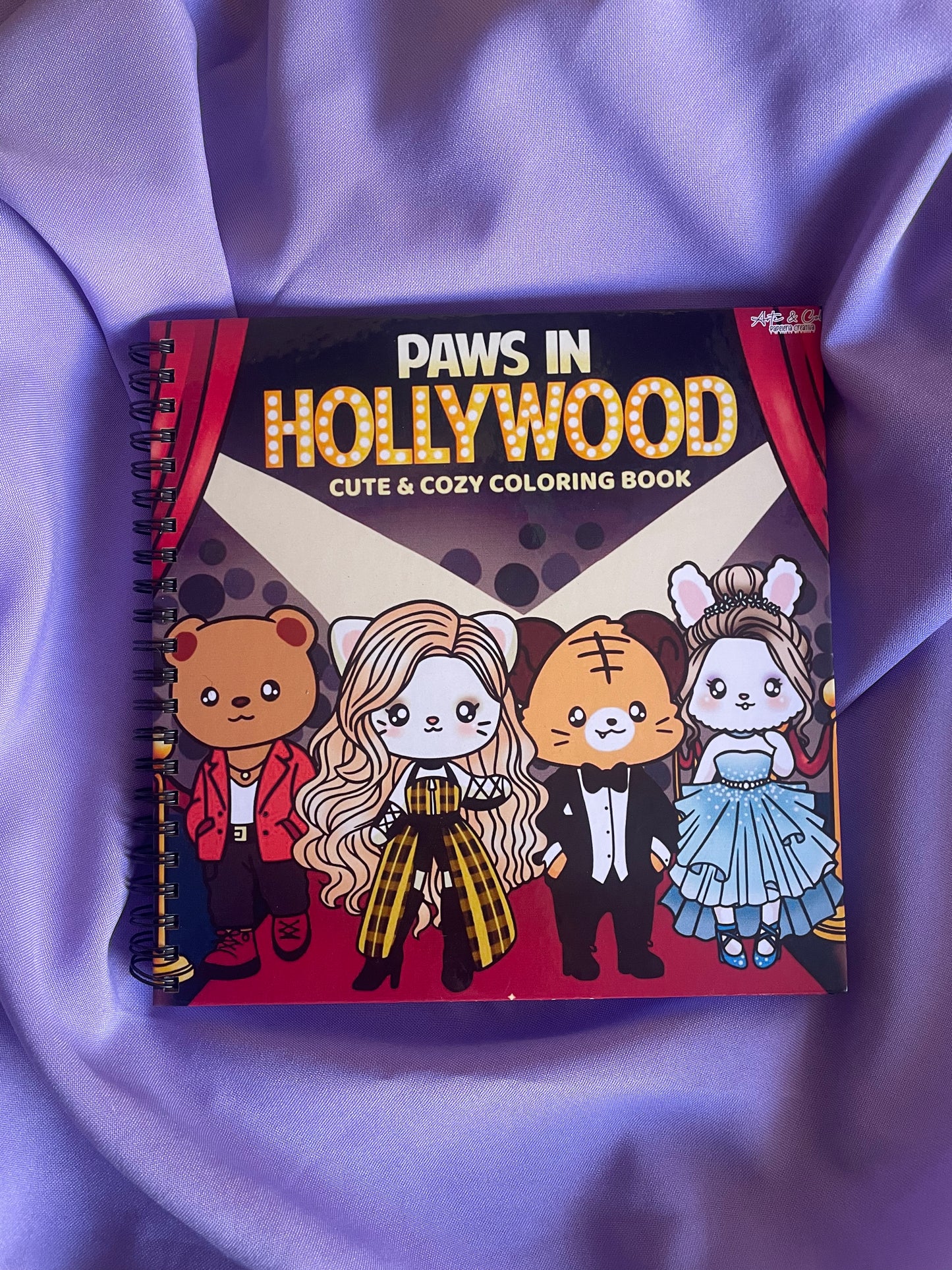 ✨ PAWS IN HOLLYWOOD – Cute & Cozy Coloring Book 🎬🐾